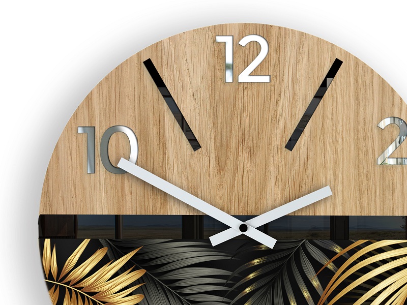 Design Modern Wanduhr Blatt Motiv Walnussholz Design Modern Wanduhr Blatt Motiv aus Walnussholz 33,5 cm* 33,5 cm